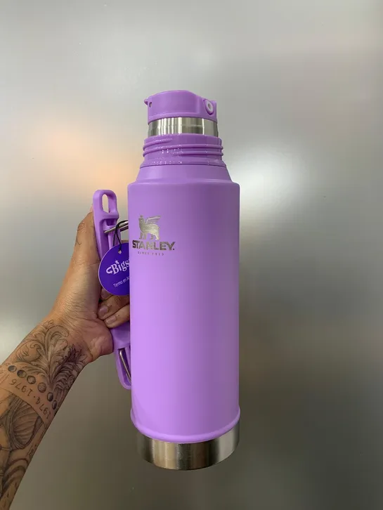 Termo Stanley Lila y Fucsia — foto 2 de 2